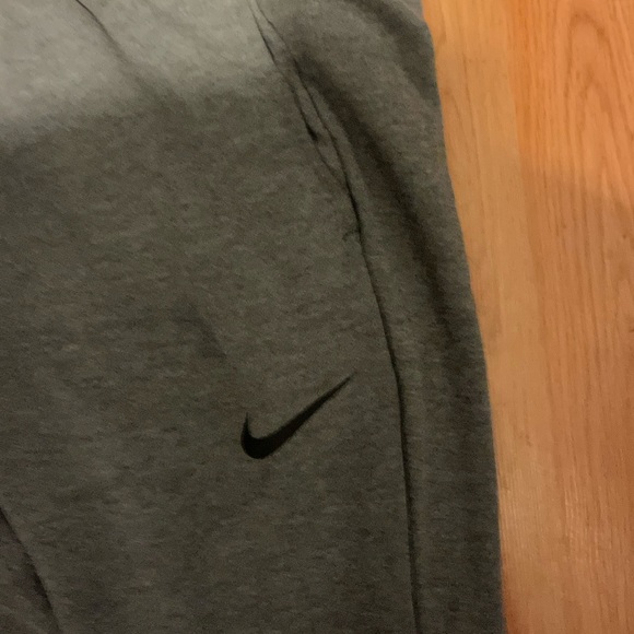 Grey Nike Sweats - Picture 3 of 4